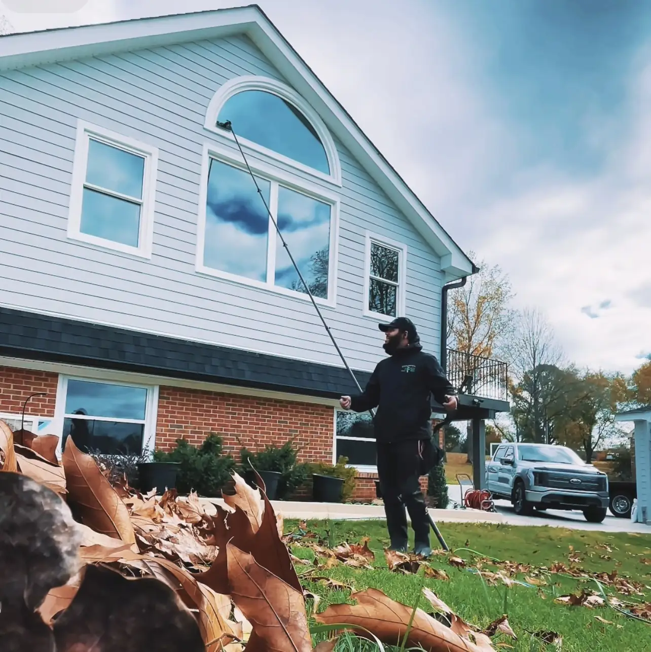 Pure-water window cleaning - Nashville TN